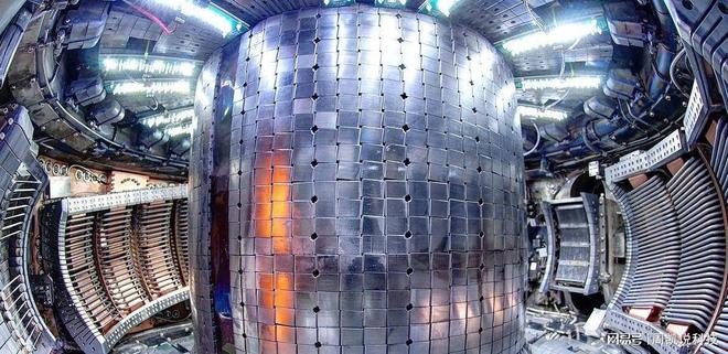 10万吨核动力, 2025年时005航母将动工! 美媒, 有颠覆性技术加持(图9)