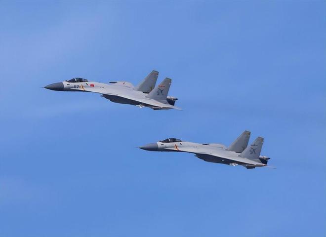 中国3艘航母,作用大不同,山东舰恐成福建舰的保镖?(图8) 中国3艘航母,作用大不同,山东舰恐成福建舰的保镖?(图8)