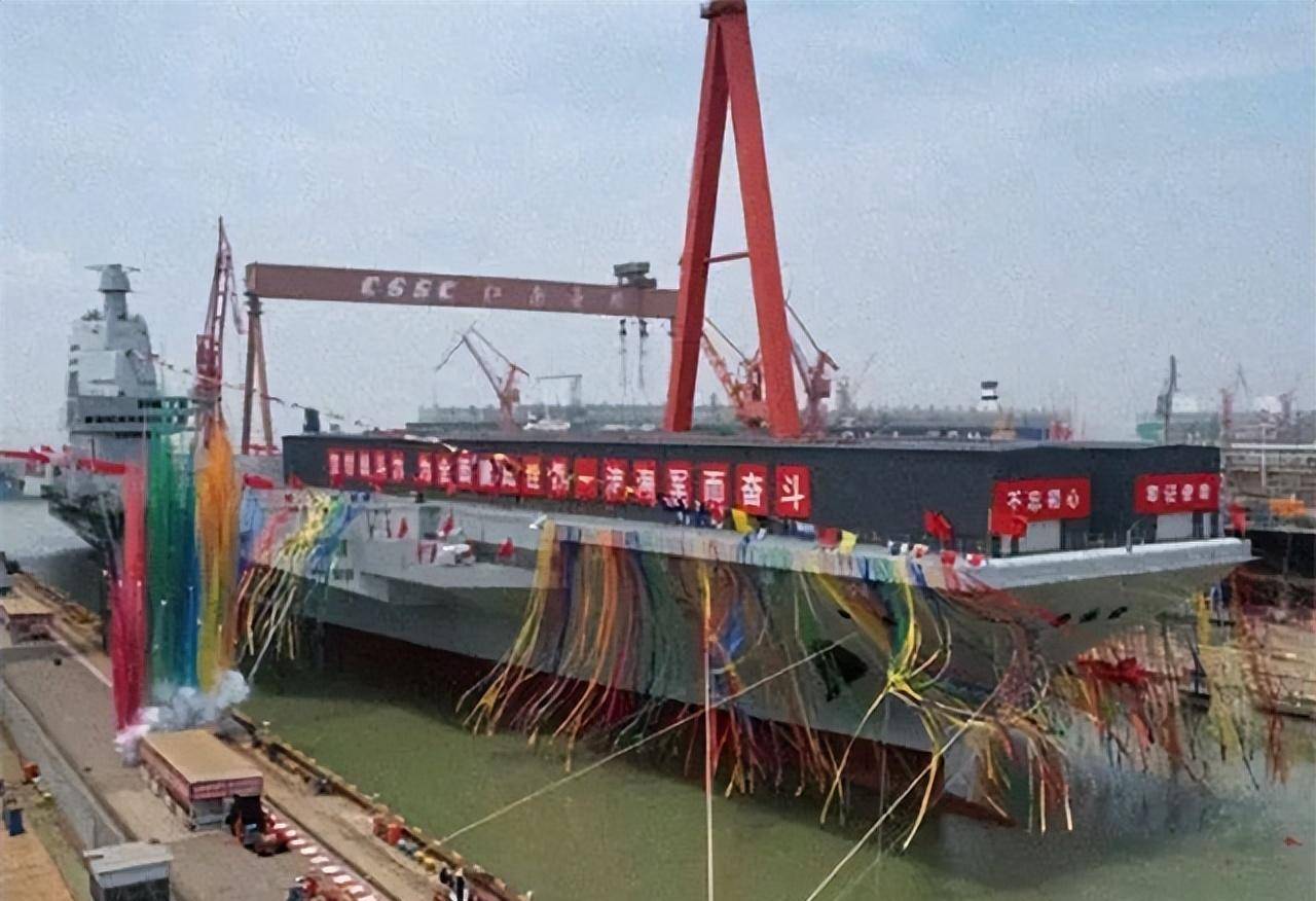 原创 造航母有多难？看黑海船厂厂长说的原话：才知道瓦良格号为何会卖(图1)