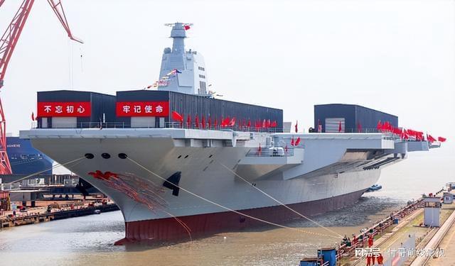 中国顶级航母将海试！央视公开承认：三航母已无法满足中国海军！(图4)
