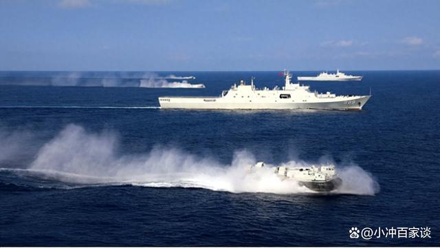 8艘075、10艘071，除了航母大驱，中国海军还在疯狂爆兵两栖战舰(图3)