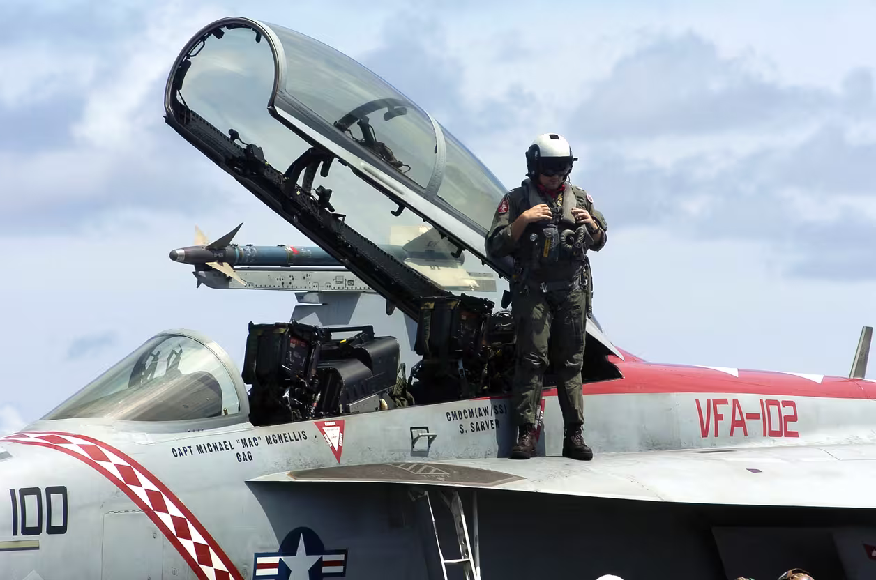 现代美国海军航空母舰空中作战 Modern United States Navy carrier air operations(图17)